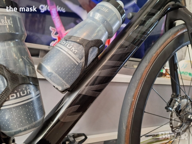 Карбонов шосеен велосипед Canyon Ultimate CF SL, снимка 16 - Велосипеди - 50366001