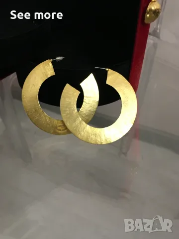 Ефектни дизайнерски обеци Replica – позлатен hammered ефект, снимка 2 - Обеци - 55768828