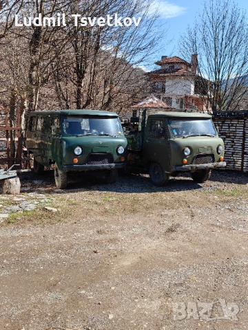 Два броя УАЗ- 5000 лева, снимка 1 - Автомобили и джипове - 44714264