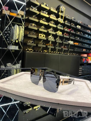 очила с черен обикновен калъф и ув защита bvgari chanel hermes, снимка 6 - Слънчеви и диоптрични очила - 51410512