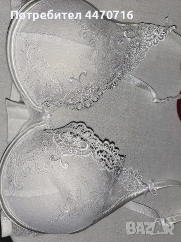 Сутиен Триумф , снимка 2 - Бельо - 52851276
