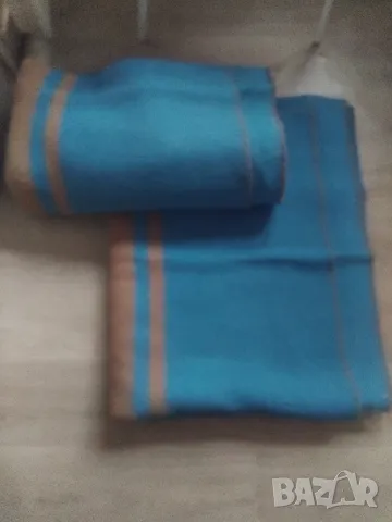 ДВЕ ВЪЛНЕНИ ОДЕАЛА, снимка 1