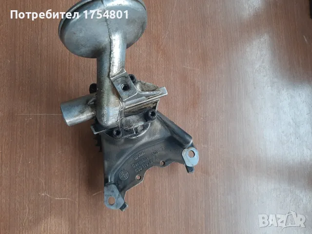 Маслена помпа за VW Golf 2 (19E,1G1) 1.3 - 55 к.с., снимка 3 - Части - 50200930
