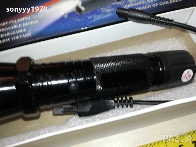 ФЕНЕР С ЕЛЕКТРОШОК И ЛАЗЕР-НОВ 2510231108, снимка 5 - Екипировка - 42713246