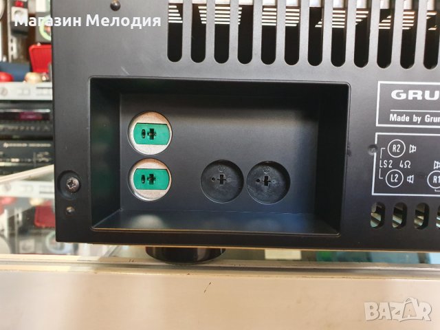 Ресийвър Grundig R 1000  В отлично техническо и визуално състояние., снимка 9 - Ресийвъри, усилватели, смесителни пултове - 39704521