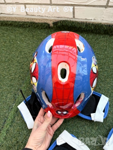 Каска и наколенки/подлакътници Спайдермен, снимка 6 - Аксесоари за велосипеди - 53849725