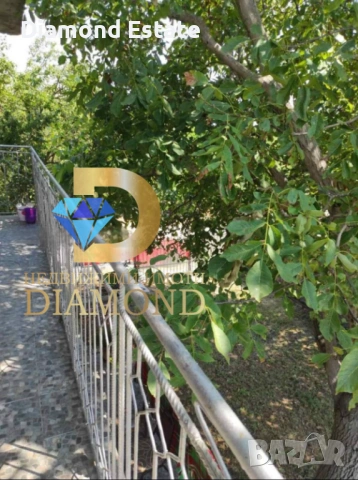 Триетажна къща в село Опан, обл. Стара Загора, снимка 12 - Къщи - 53352020