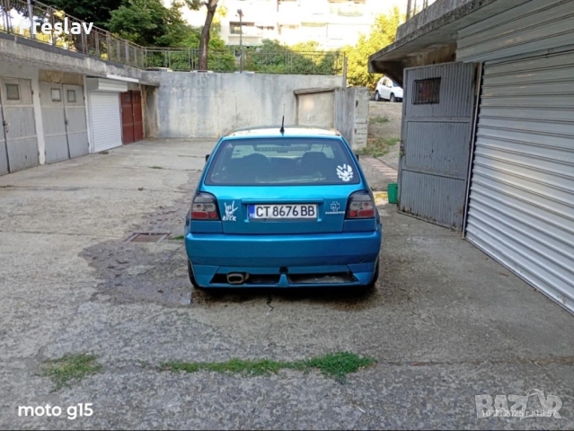 VW Golf 1.8, снимка 3 - Автомобили и джипове - 53786718