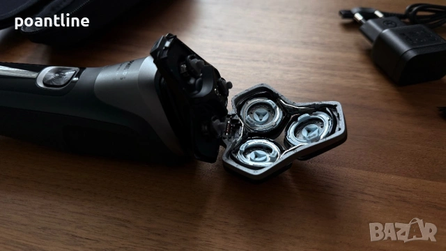 неупотребяван Philips Series 5000 Електрическа самобръсначка технология SkinIQ, снимка 3 - Електрически самобръсначки - 53293300