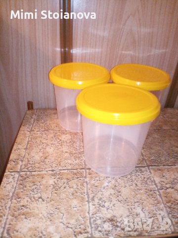 Пластмасови кофички за мед , снимка 1 - Кутии за храна - 41973853