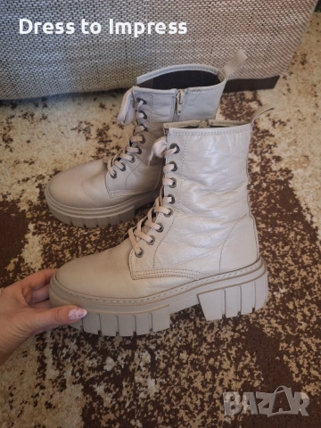 Бежови боти естествена кожа 40