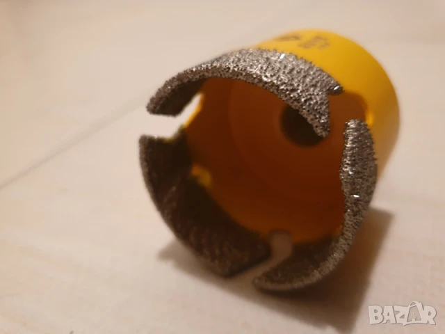 Продавам диамантена боркорона RUVE Pro 45 mm за пробиване на дупки в керамика, снимка 4 - Диамантени и режещи инструменти - 50670712