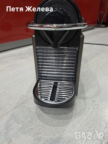 Кафемашина с капсули Nespresso KRUPS- 1270w/Switzerland 🇨🇭 , снимка 8 - Кафемашини - 53140801