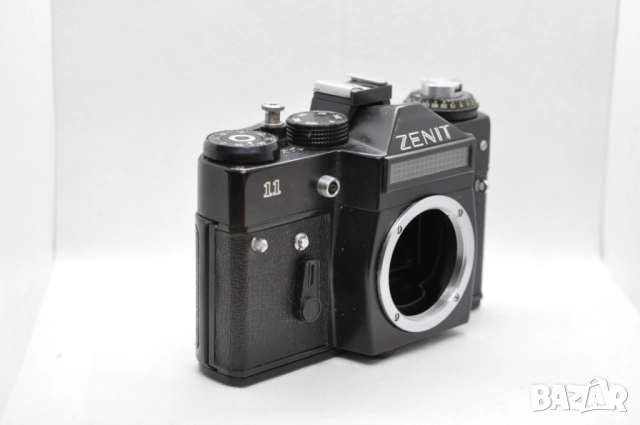 Два фотоапарата Зенит, Zenit, снимка 9 - Фотоапарати - 52390469