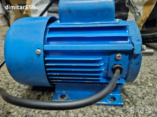 Монофазен електро двигател 0.55 kW (550W), снимка 2 - Бормашини - 53601853