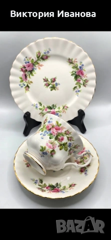 сервиз Royal Albert Moss Rose , снимка 4 - Антикварни и старинни предмети - 53854721