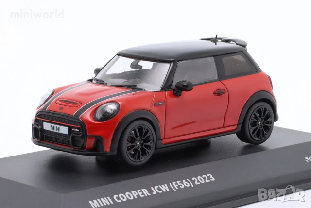 MINI COOPER JOHN WORKS F56 2023 - мащаб 1:43 на SOLIDO моделът е нов в PVC дисплей-кейс, снимка 1