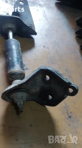 Амортисьор и Планки Jeep Чероки XJ - 8952000382, снимка 4 - Части - 47698333