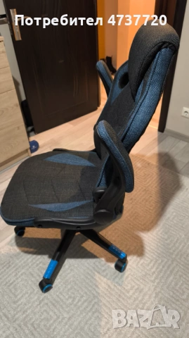 Удобен геймърски стол, снимка 3 - Столове - 53476877
