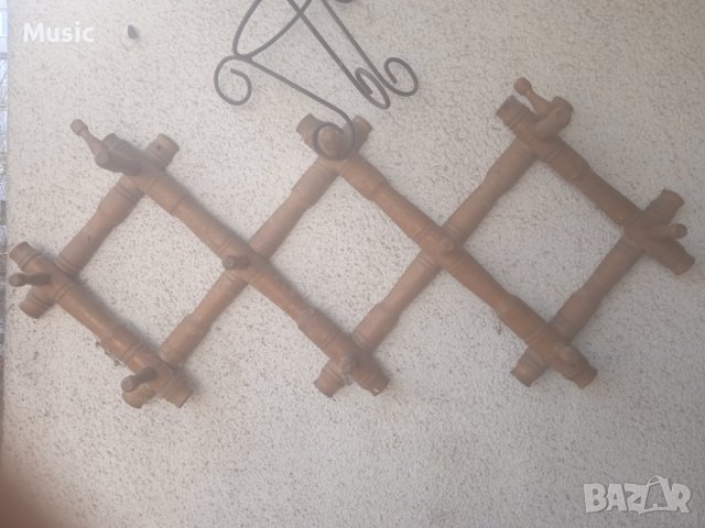 Старинна дървена закачалка (тип хармоника)