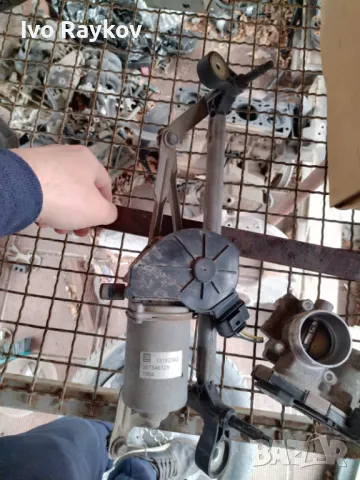 Механизъм чистачки 13182340 Opel Corsa D, снимка 2 - Части - 49679584