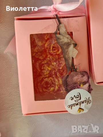 Ароматни сапуни ръчна изработка – подаръчен комплект, снимка 3 - Изкуствени цветя - 53863117