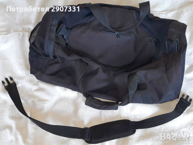 Спортна чанта Adidas. Размери 57 x 30 x 22 см, снимка 8 - Чанти - 44590101
