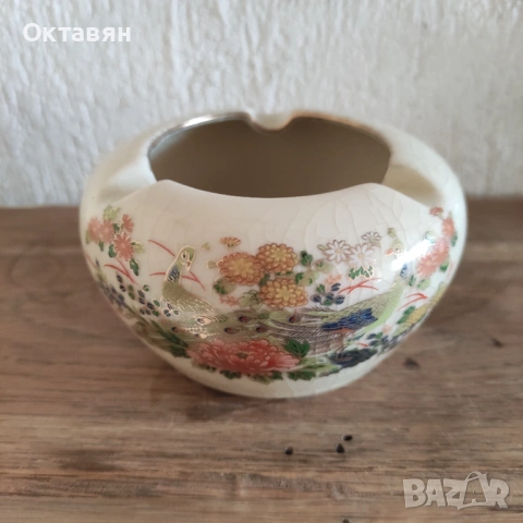 Порцеланова ваза, пепелник, снимка 2 - Вази - 53183965