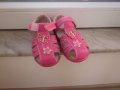 Сладки сандалки, снимка 1 - Детски сандали и чехли - 35962733