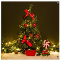 Коледна декоративна елха саксия Червени топки Подаръци 20 Led - 50см, Automat, снимка 2 - Декорация за дома - 34771406