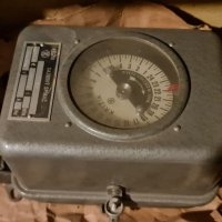 НОВ/АнтиченЧасовни Крижик Часовник за електромермер превключвана дневна-нощна тарифа Чехия 240V, снимка 1 - Други инструменти - 34851851