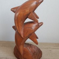 Дървена фигура -делфини, снимка 1 - Антикварни и старинни предмети - 34600793