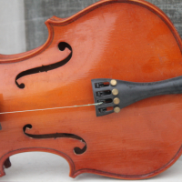Цигулка Кремона с лък , снимка 4 - Струнни инструменти - 36134190