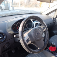 Opel Corsa 1,2 80кс газ-бензин, снимка 6 - Автомобили и джипове - 44790526