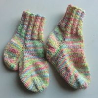 шарени плетени чорапи ходило 13, конч 13, снимка 1 - Чорапи - 39295379