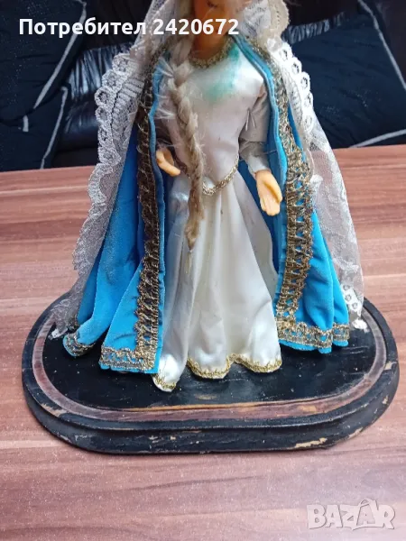 колекционерска  кукла на поставка, снимка 1