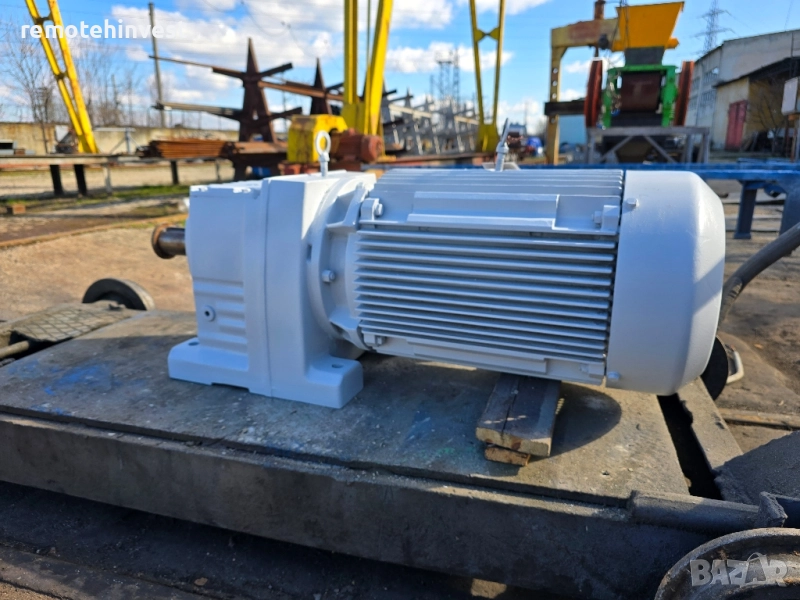Мотор-Редуктор SEW-Eurodrive R97 DV180M4 18.5 kW, снимка 1