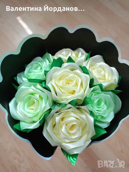 букети от сатенени рози , снимка 1
