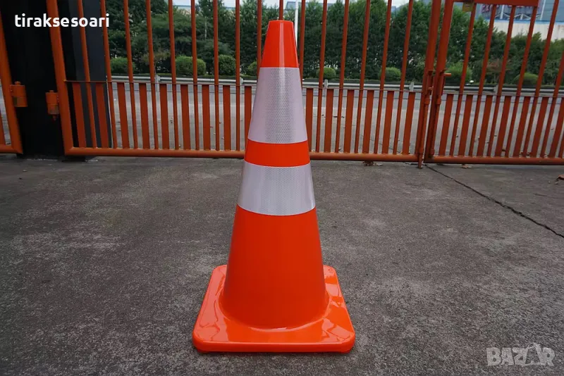 Авариен Сигнален Светлоотразителен конус 70 см, снимка 1
