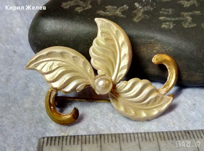 СТАРА ИЗЯЩНА ФЛОРАЛНА ПОЗЛАТЕНА ПЕРЛЕНА РЕТРО АРТ БРОШКА ФИНА РЪЧНА ИЗРАБОТКА 45677, снимка 1