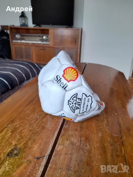 Стара футболна топка Shell, снимка 1
