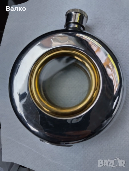 STAINLESS STEEL - КАЧЕСТВЕНА джобна бутилка за алкохол 50 oz., снимка 1