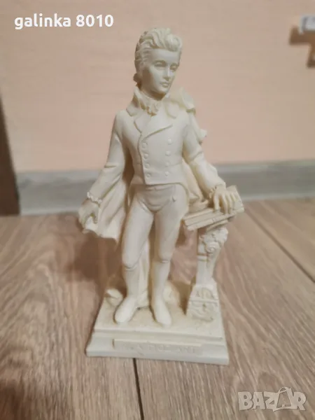 Стара масивна статуетка Моцарт, снимка 1