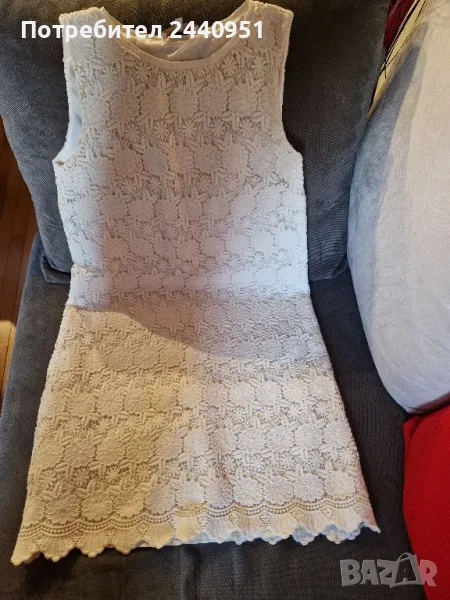 дантелена бяла и в отлично състояние дамска рокля, снимка 1