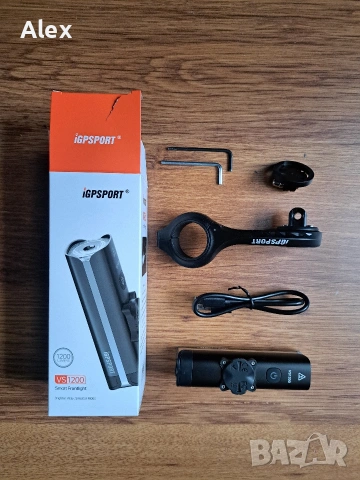 Преден фар IGPSPORT VS1200 +M80