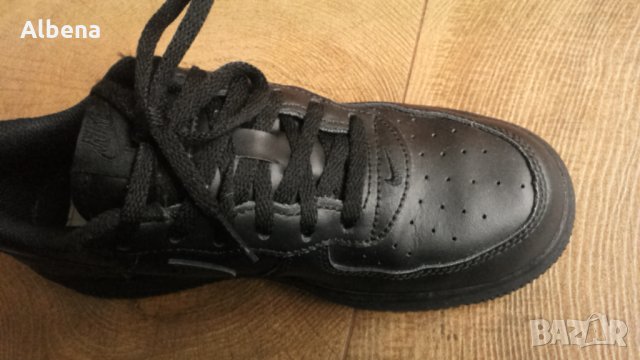 NIKE размер EUR 35 / UK 2,5 детски естествена кожа 39-11-S, снимка 6 - Детски обувки - 34542873