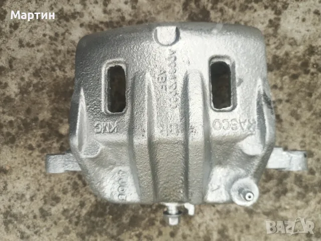 Преден десен спирачен апарат+държач за Киа Соренто -  дизел 2.5 CRDI 16 V - 140 к.с.