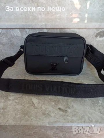 Louis Vuitton Мъжка Черна Чанта С Дълга Дръжка За През Рамо - 2 Модела Код Bal Style73, снимка 2 - Чанти - 55939426