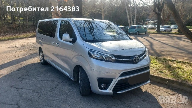 Пътнически бус Тойота 7+1