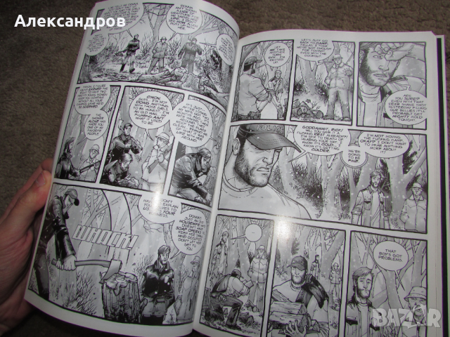 The Walking Dead: Book 1, снимка 3 - Списания и комикси - 44796248